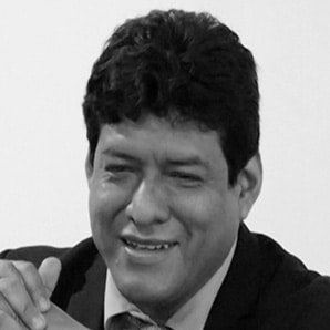 Mg. Víctor Jimmy Arbulú Martinez